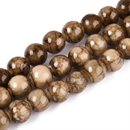 1 streng persiske jade perler, 4-5 mm. 39 cm.